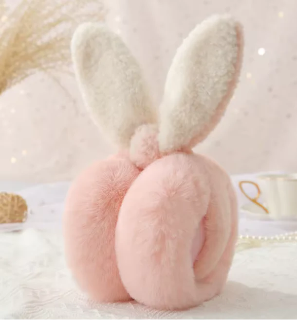 Kulaklarını Sıcacık Koru 🐇❄️